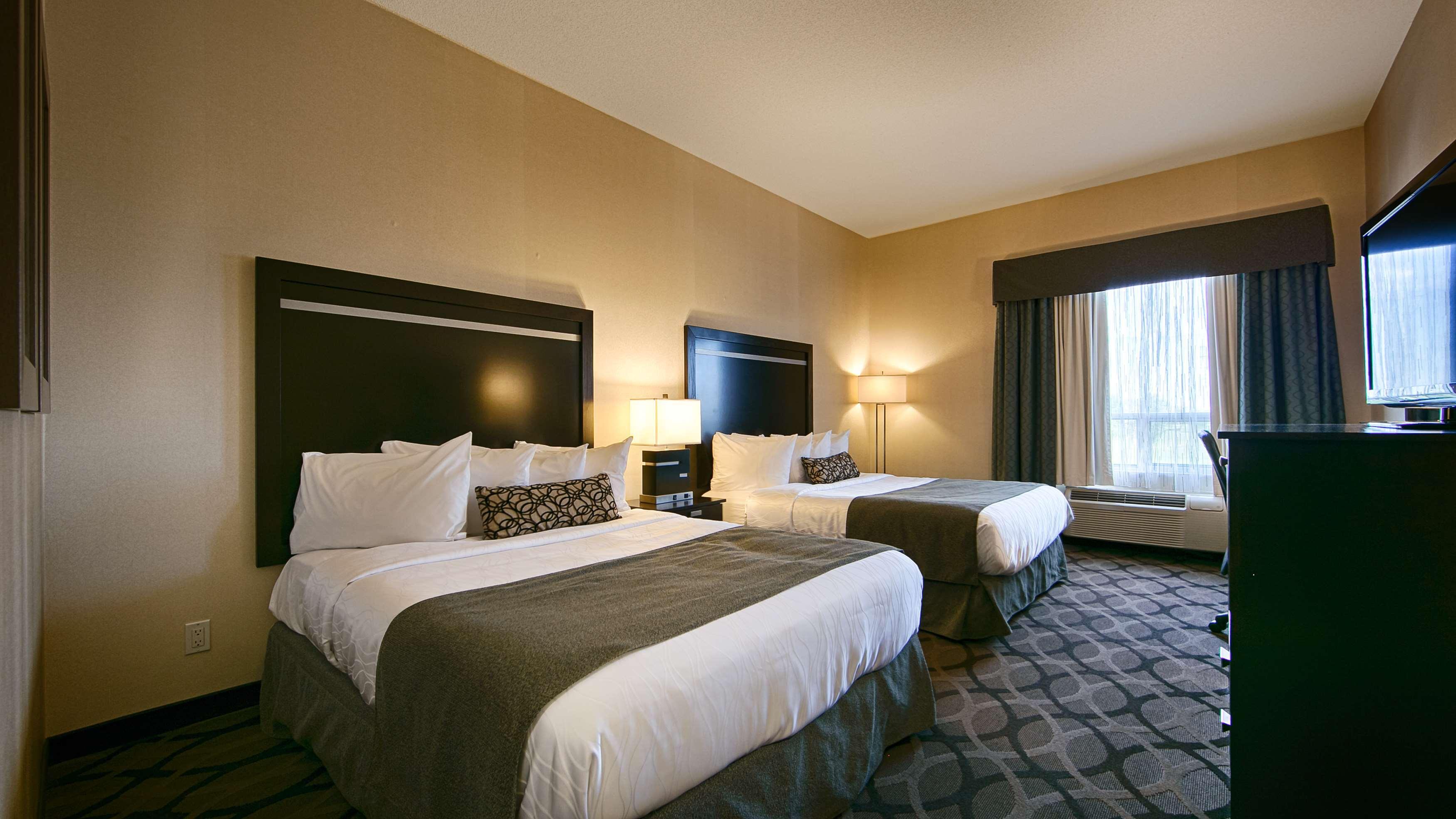 Best Western Plus Travel Hotel Toronto Airport Exterior photo