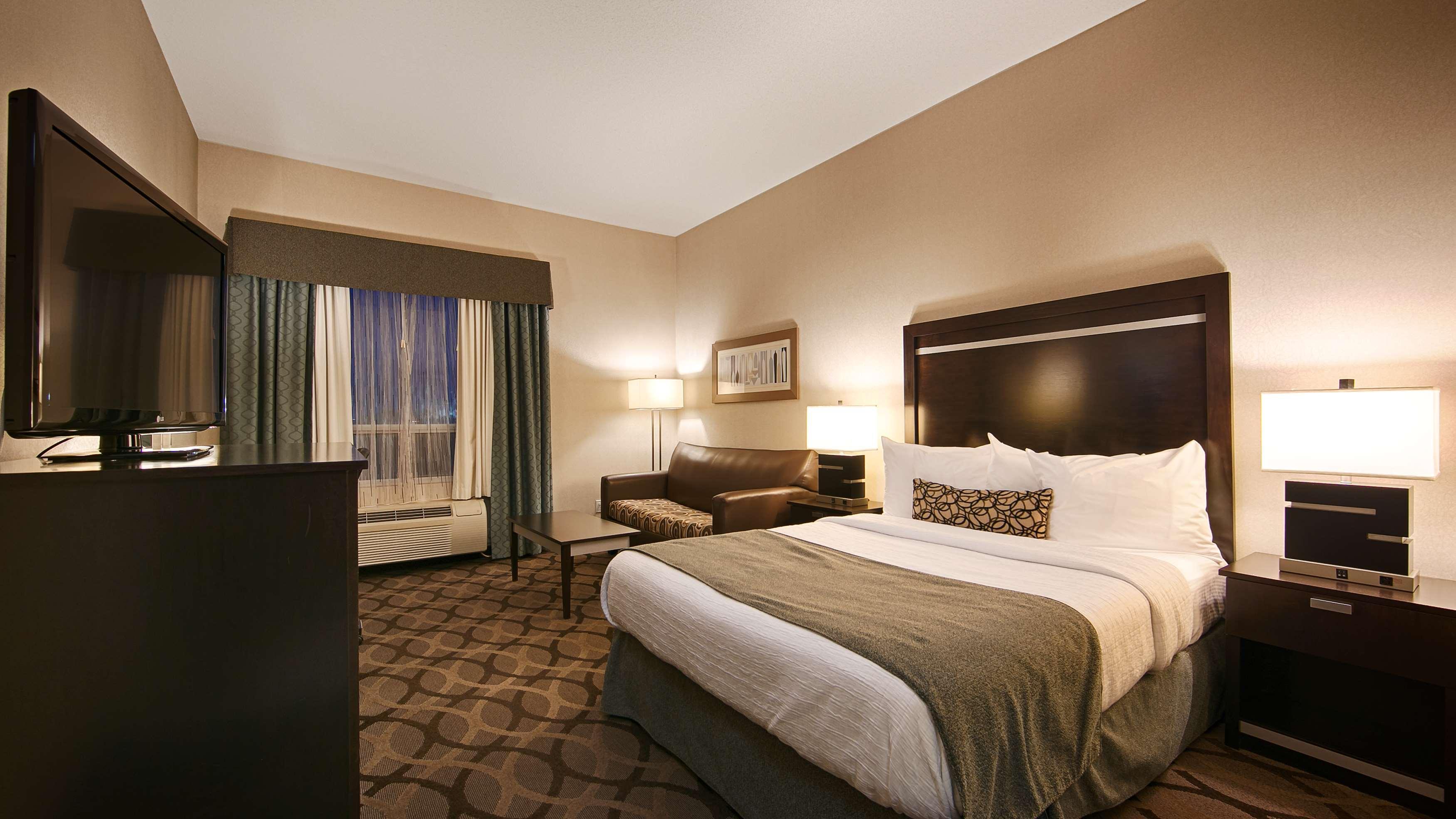 Best Western Plus Travel Hotel Toronto Airport Exterior photo