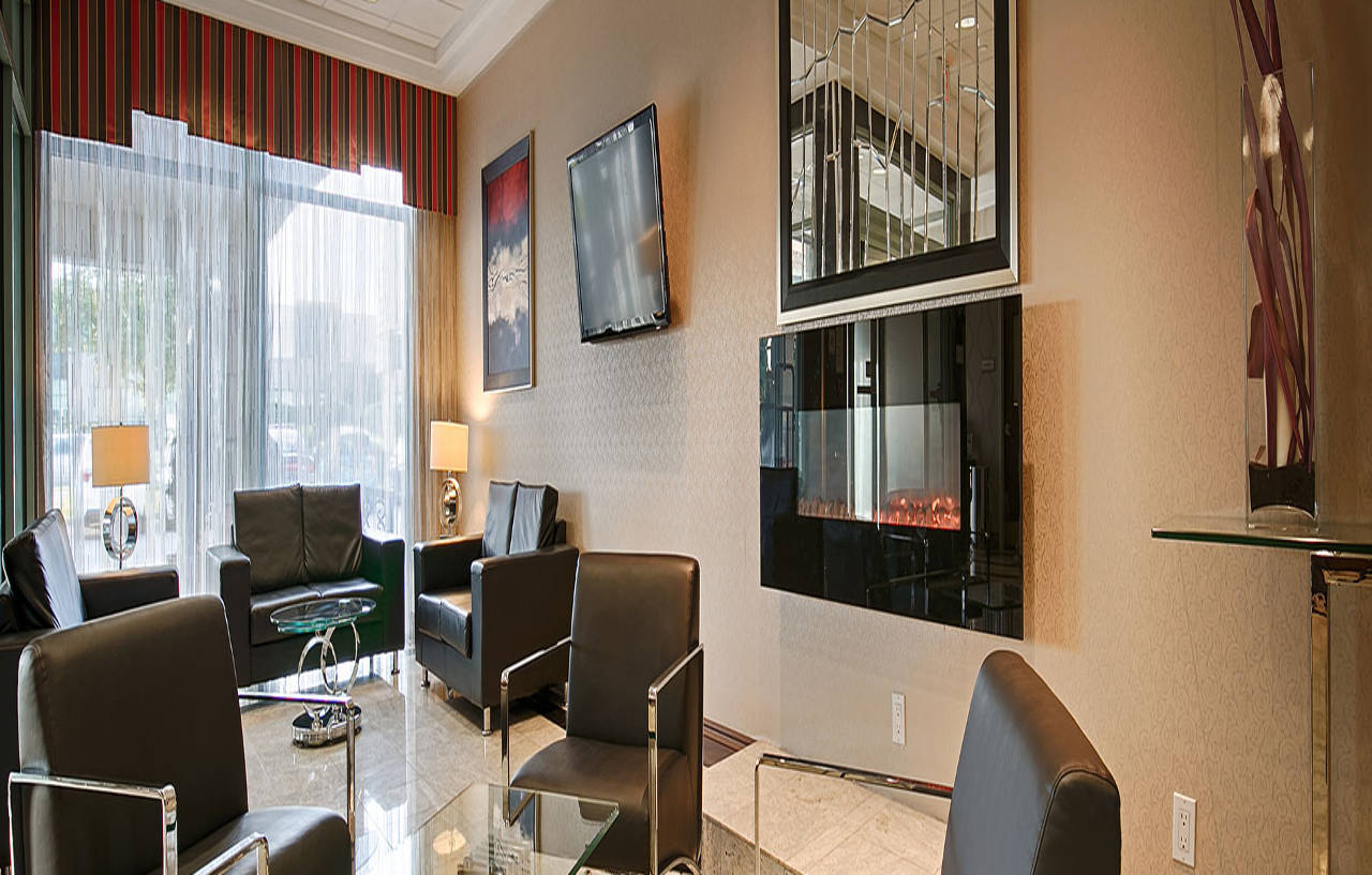 Best Western Plus Travel Hotel Toronto Airport Exterior photo